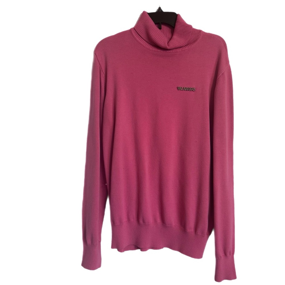 Elegant Turtleneck Sweater in Pink